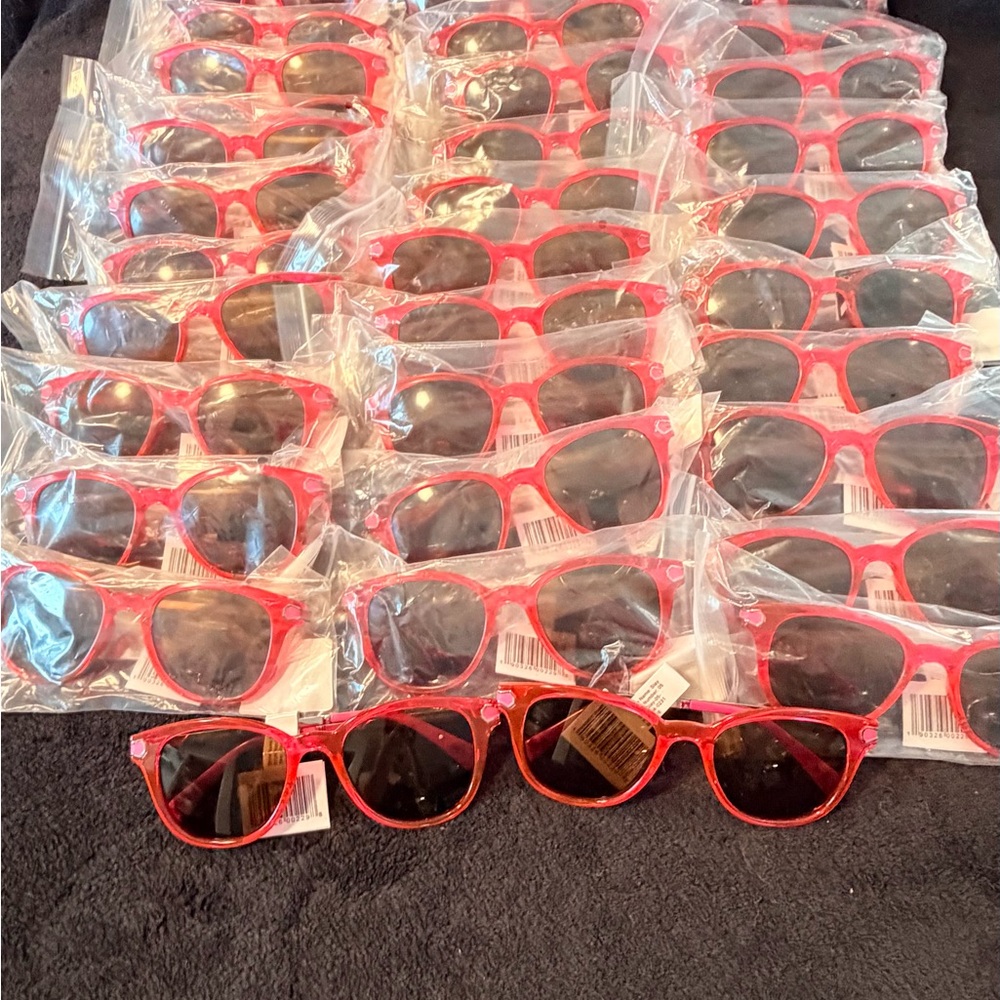 NWT Hot Pink Sunglasses by Perverse MANY Bachelorette Bridesmaid Girls Trip!!!
